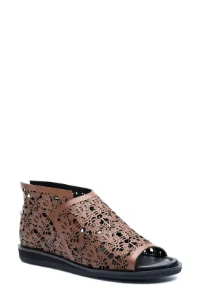 ALEXIE LEATHER SANDAL