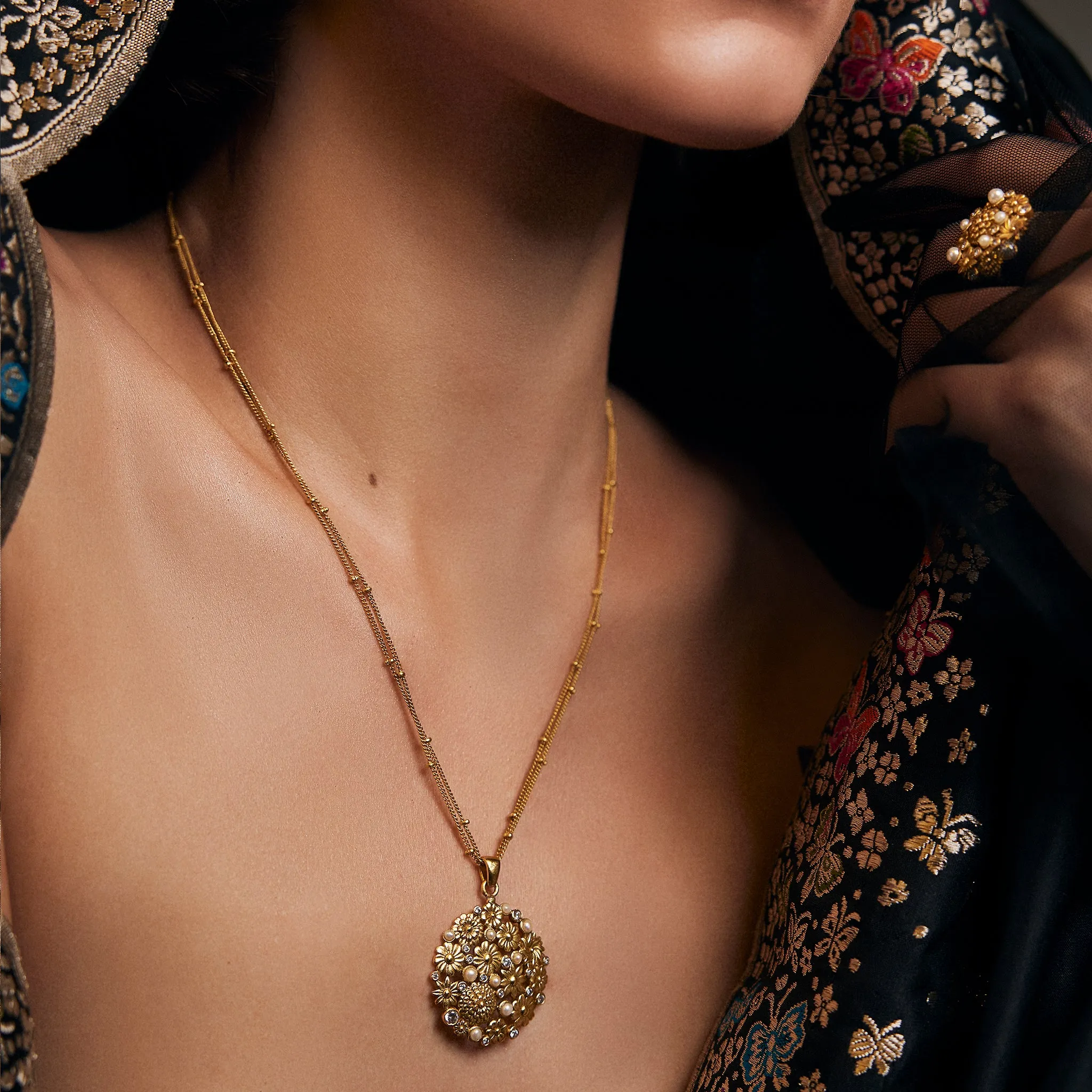 Opaline Pendant with Chain